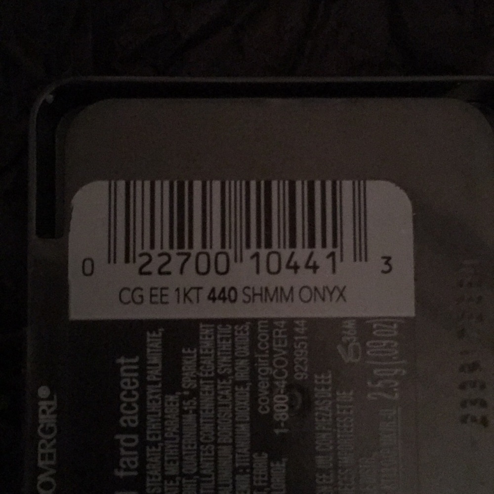 Makeup - Picture 2 of 2